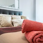 Апартаменты Quiet & Modern Maisonette