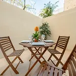 Quiet & Modern Maisonette *