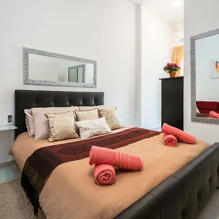 Apartment Quiet & Modern Maisonette