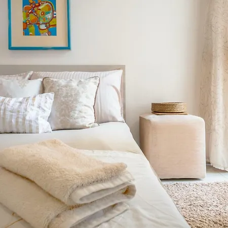 Apartamento Quiet & Modern Maisonette