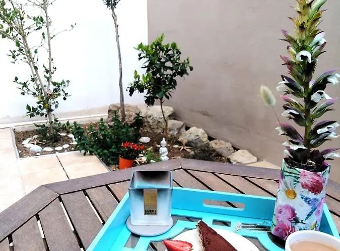 아파트 Quiet & Modern Maisonette