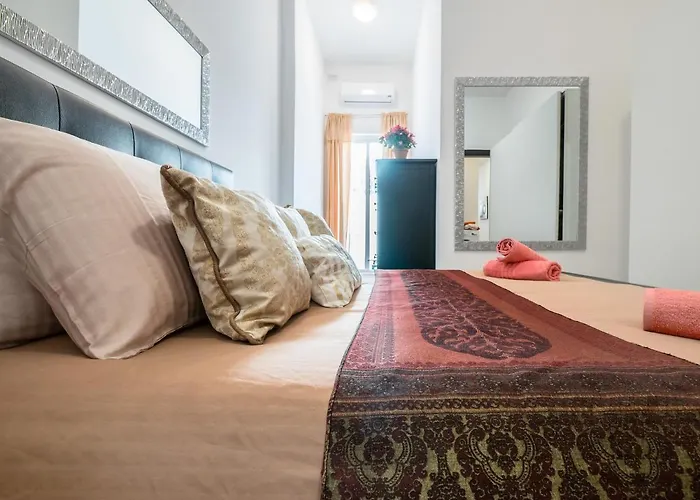 Quiet & Modern Maisonette Apartment Sliema