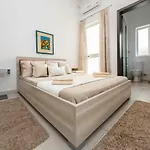 Quiet&modern Maisonette Appartamento *